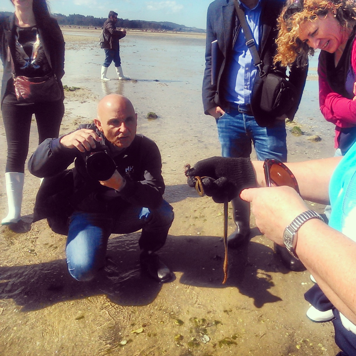 Aprendiendo a mariscar con Martín Códax, en Cambados.