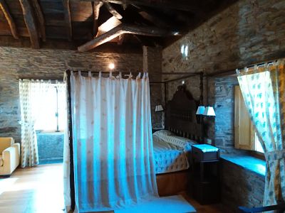 Una de las suites del Pazo de Santa María