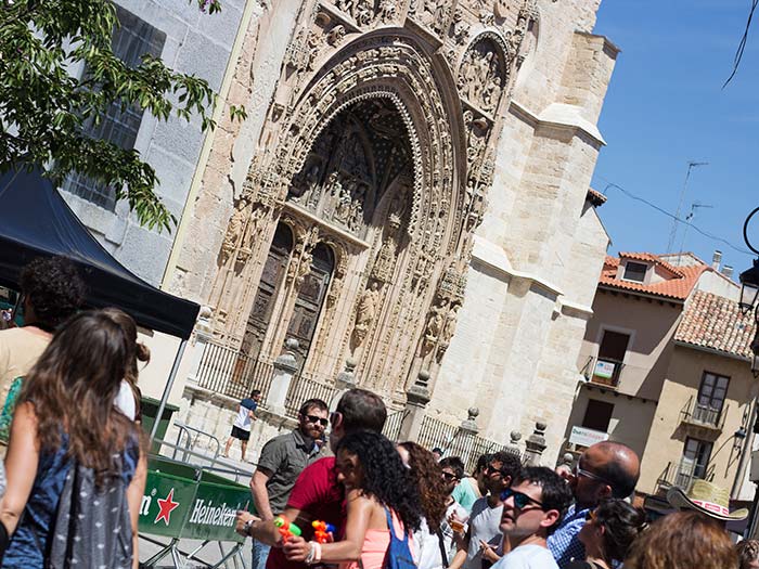 Ambiente festivo en Plaza de la Sal - Sonorama Ribera 2016